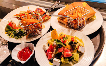 مطعم امواج للمأكولات البحرية - الشارقة - +971 9 244 5555