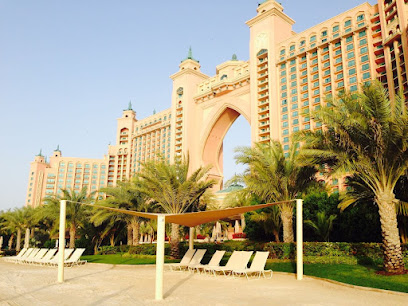 ورشة نجوم دبي للحديد - الشارقة -