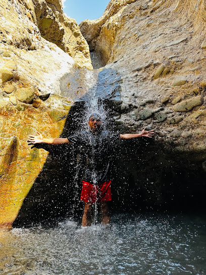 شلال المياه / السباحة - United Arab Emirates|Diftah - Ras al Khaimah|waterfall|75CG+GH6