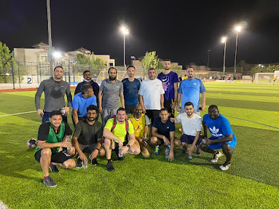 ملعب كرة القدم - الشارقة -