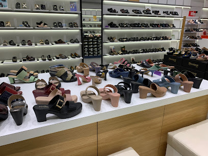 ك ركن - الشارقة - +971 56 792 3715