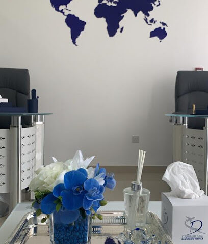 يسافر وسط المدينة - الشارقة - +971 56 786 3600