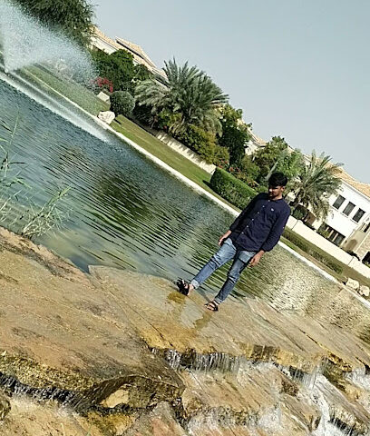 جميرا جولف إستيت ملاعب باديل للتنس - الشارقة -