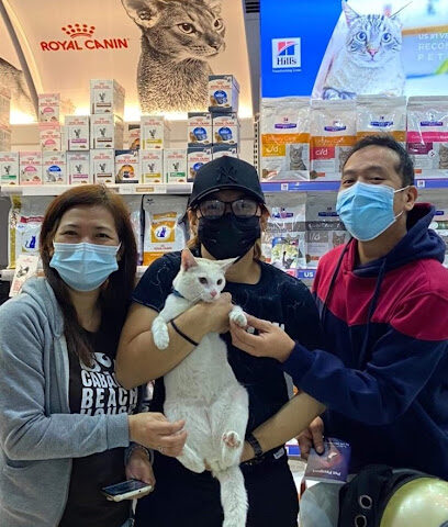 عيادة فيت لايف البيطرية - أم القيوين - +971 2 585 7633