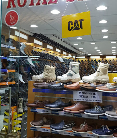 حذاء رويال - الشارقة -