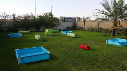 المركز الملكي البيطري - أم القيوين - +971 3 768 0686