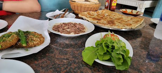 مطعم الامور - الشارقة - +971 6 744 4206