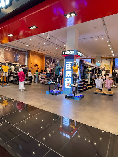 تحت الدرع - United Arab Emirates|Al Barsha 1 - Dubai|Mall of the Emirates - Al BarshaAl|4692+P8