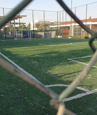 مدن- ملعب السلام لكرة القدم - الشارقة -