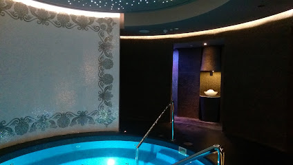 السبا - بلازو فيرساتشي دبي. - الشارقة - +971 4 556 8750