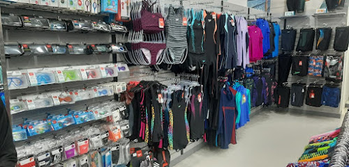 أورلاندو سبورتس - الوحدة مول - الشارقة - +971 2 443 7356