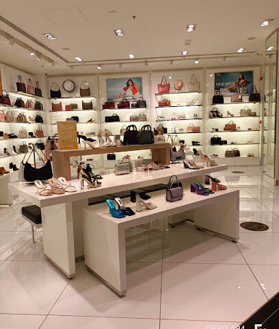 ناين ويست - الشارقة - +971 55 213 6260