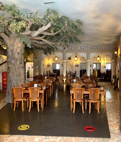 مطعم ومقهى الفنار - ياس مول - الشارقة - +971 2 877 2272