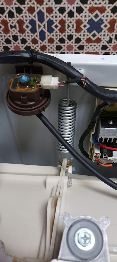 سوبر ماركت قانا - United Arab Emirates|إ11 - Ajman Industrial 2 - Ajman|Al Najah Building