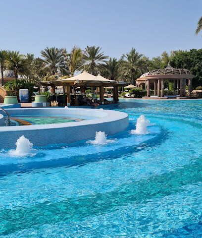 المسبح - قصر الامارات - الشارقة -