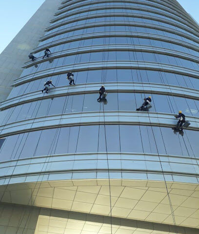 أبو هيل للخدمات الفنية والتنظيفية ذ - أم القيوين - +971 52 733 3122