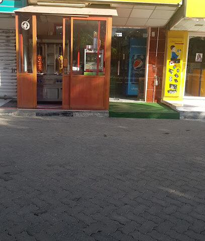 كافتيريا التاج - الشارقة - +971 9 244 6020