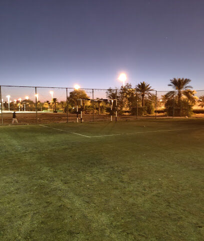 ملعب الخيمة الحمراء - الشارقة -