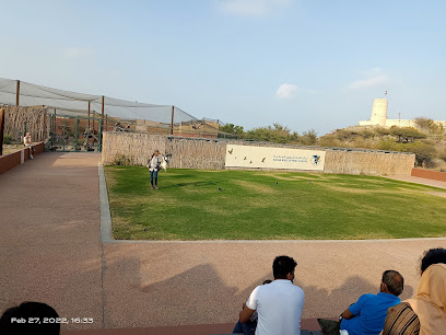 مركز كلباء للطيور الجارحة - الشارقة - +971 9 277 0880