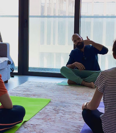 يوجا دهوني - أبو ظبي - +971 52 110 3517