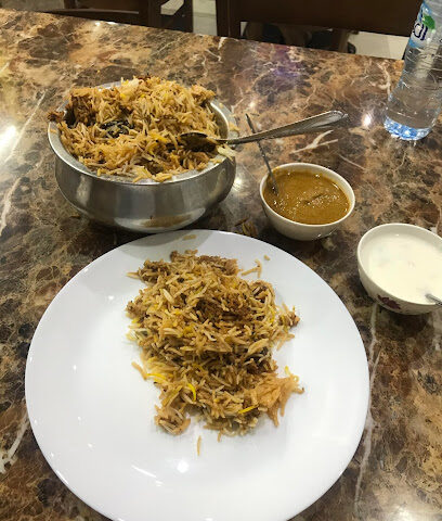 مطعم المحفل - الشارقة - +971 7 222 3700