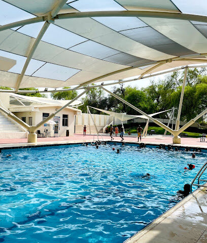 مسبح حديقة المشرف - الشارقة - +971 58 581 5938