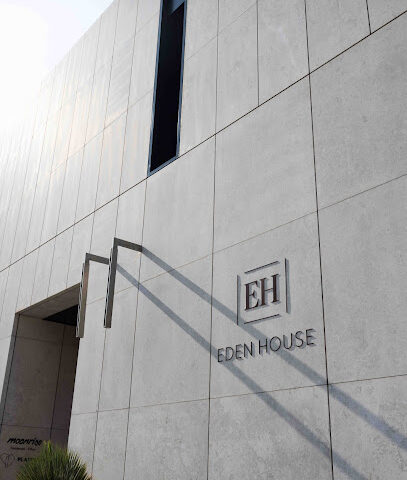 H&H Development LLC - الشارقة - +971 4 344 7483