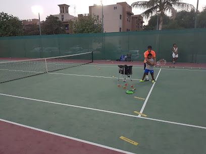 ملاعب تنس الحدائق - الشارقة -