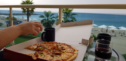 مطعم بريز - United Arab Emirates|Suwayfah - Al Fqait - Fujairah|Dibba-Khorfakkan Road|J82P+WX2