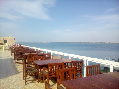 مطعم وكافيه بالما بيتش - الشارقة - +971 6 766 7388