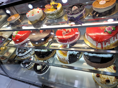 حلويات لارين Jamal Abdul Nasser حلويات لارين جمال عبد الناصر - الشارقة - +971 6 559 4812