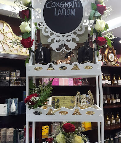 ادورا الشوكولاتة والزهور - الشارقة - +971 3 755 5144