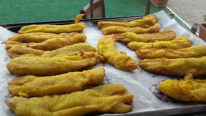 مطعم المنور - الشارقة - +971 6 749 7552