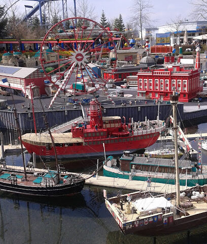 درع زجاجي - الشارقة - +971 7 243 3144