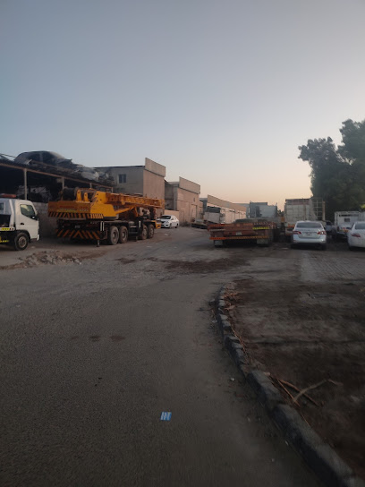 المارد التجارية حيث البيت - United Arab Emirates|Industrial Area - Industrial Area 3 - Sharjah|near cutterpiller signal