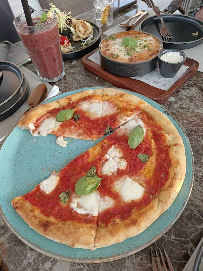 DU ROI COFFEE & RESTO ، رأس الخيمة - United Arab Emirates|Al Nadiyah - Ras al Khaimah|Unnamed Road|QW77+JPR