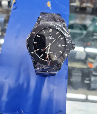 الشليلة للساعات الشليلة للساعات - أم القيوين - +971 56 704 0056