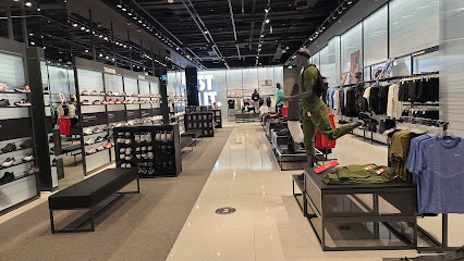 نايك - الشارقة - +971 6 546 0013