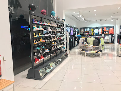 أديداس أوتليت ستور - الشارقة - +971 6 542 2023