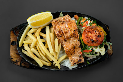 جولدن فورك لولو مول الفجيرة الشوكة الذهبية - United Arab Emirates|Fujairah|Korthabah Rd|Al