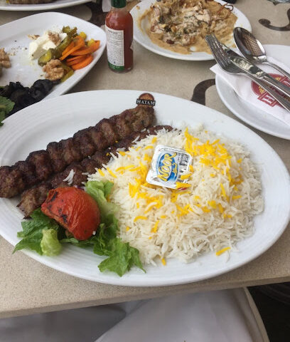 مطعم حاتم اليراني - الشارقة - +971 3 763 6381