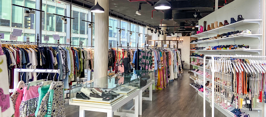 أزياء سي - أم القيوين - +971 4 552 0388