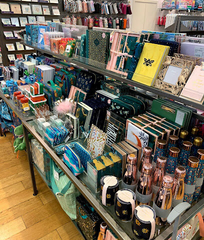 طور الورق - الشارقة - +971 2 673 7804