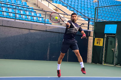 أكاديمية CF للتنس - الشارقة - +971 4 282 4540