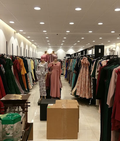 أزياء عمري خورفكان - أم القيوين - +971 9 237 0015