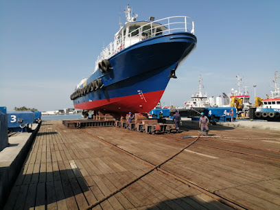 المكتب الرئيسي لشركة رأس الخيمة ذ م م - ميناء الجزيرة - الشارقة - +971 7 243 4047