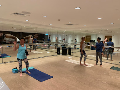 يوجا بهارات ثاكور الفنية - إمارة الشارقةّ - +971 800 9642