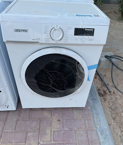 محمد حبيب أزهر للأثاث المستعمل فرع 3 - أم القيوين - +971 55 508 1187