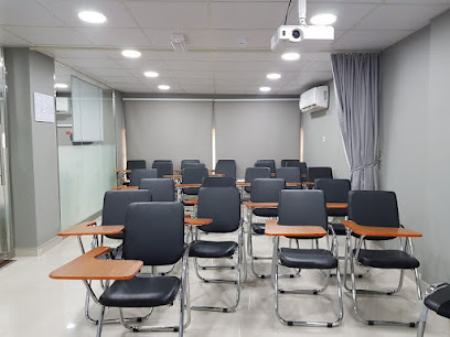 مركز نيوتن للتدريب العين - الشارقة - +971 3 764 7700