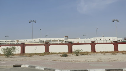 ملعب كرة القدم - الشارقة -